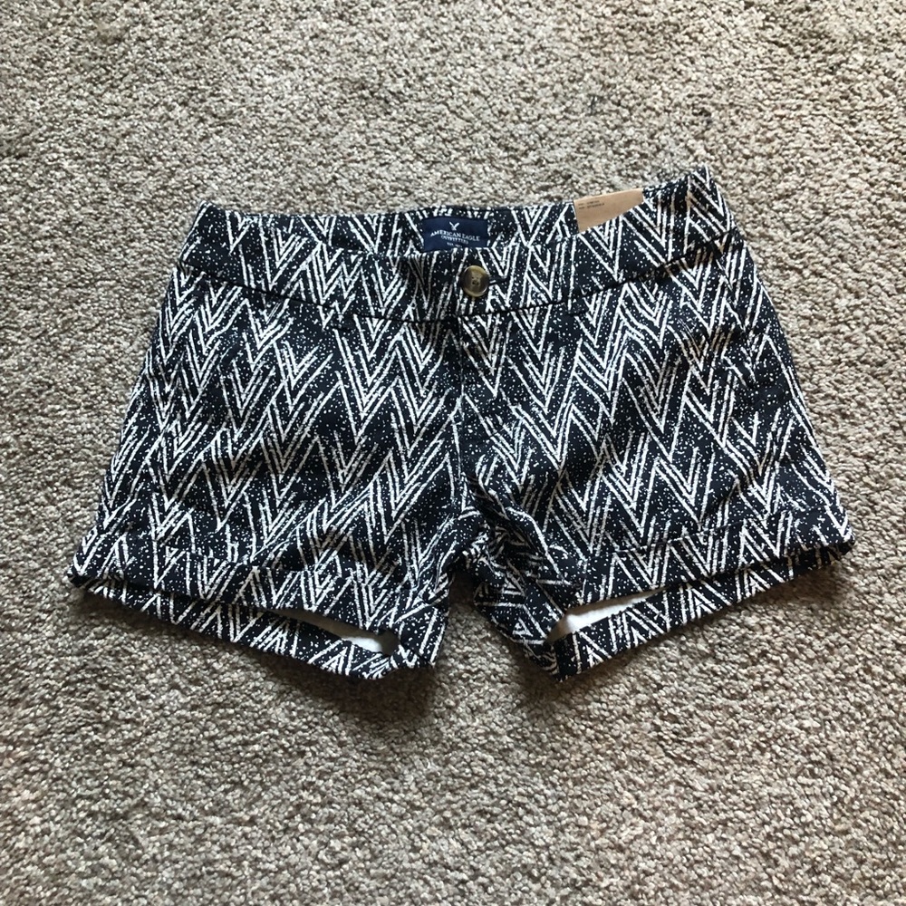 NWT American Eagle printed midi shorts